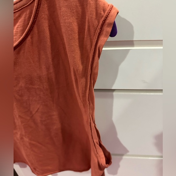 American Eagle Tank Top - Picture 3 of 6